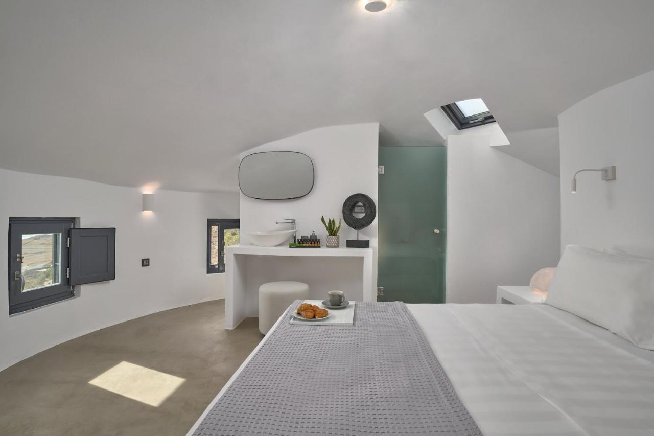 Topos Exclusive Santorini อิเมโรวิยอน ภายนอก รูปภาพ