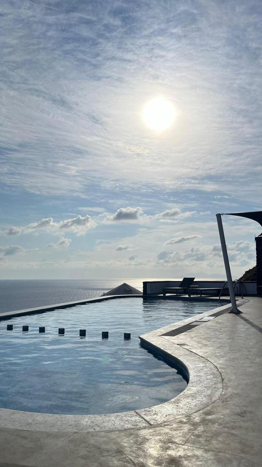 Topos Exclusive Santorini อิเมโรวิยอน ภายนอก รูปภาพ