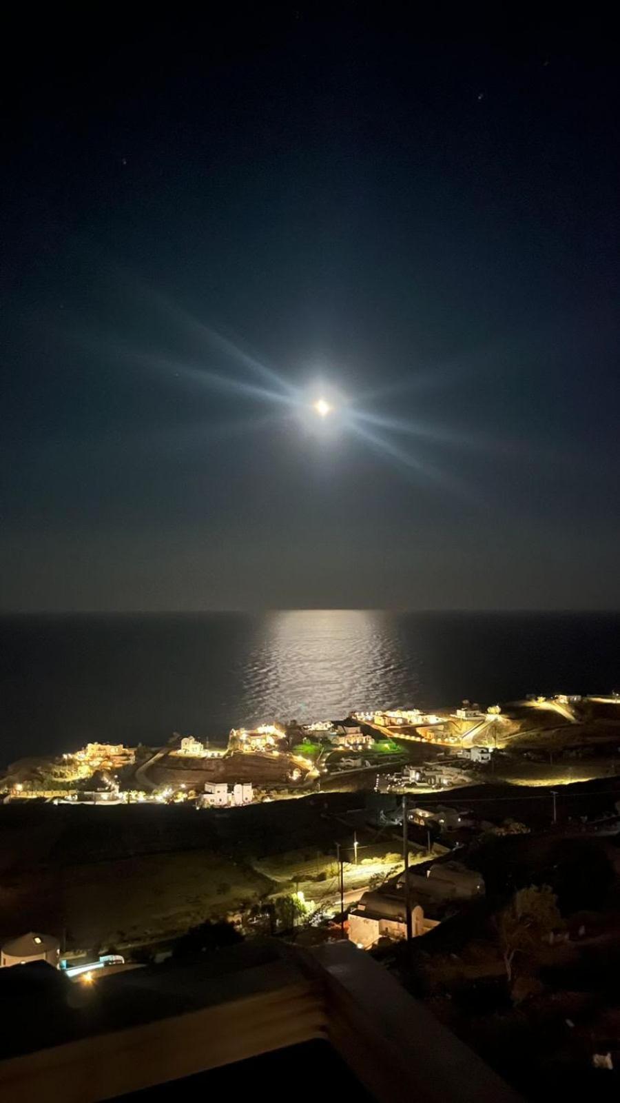 Topos Exclusive Santorini อิเมโรวิยอน ภายนอก รูปภาพ