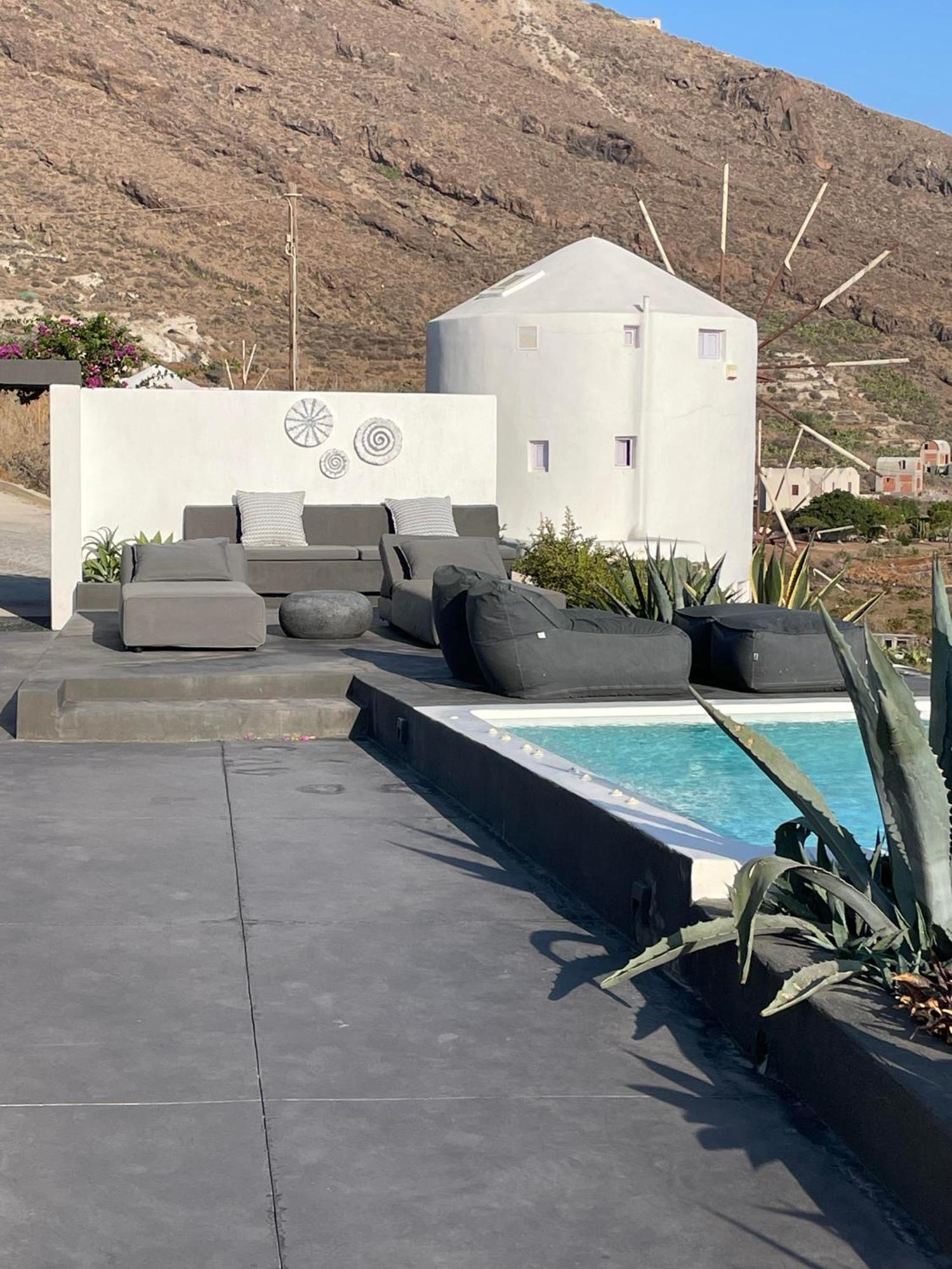 Topos Exclusive Santorini อิเมโรวิยอน ภายนอก รูปภาพ